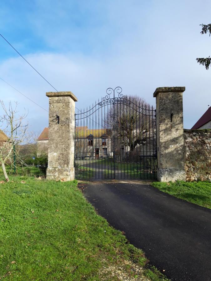 Renaissance Panzió Nohant-en-Graçay Kültér fotó